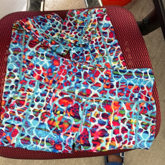 CVG “exotic” print leggings. Sold out online!! - Picture 3 of 7